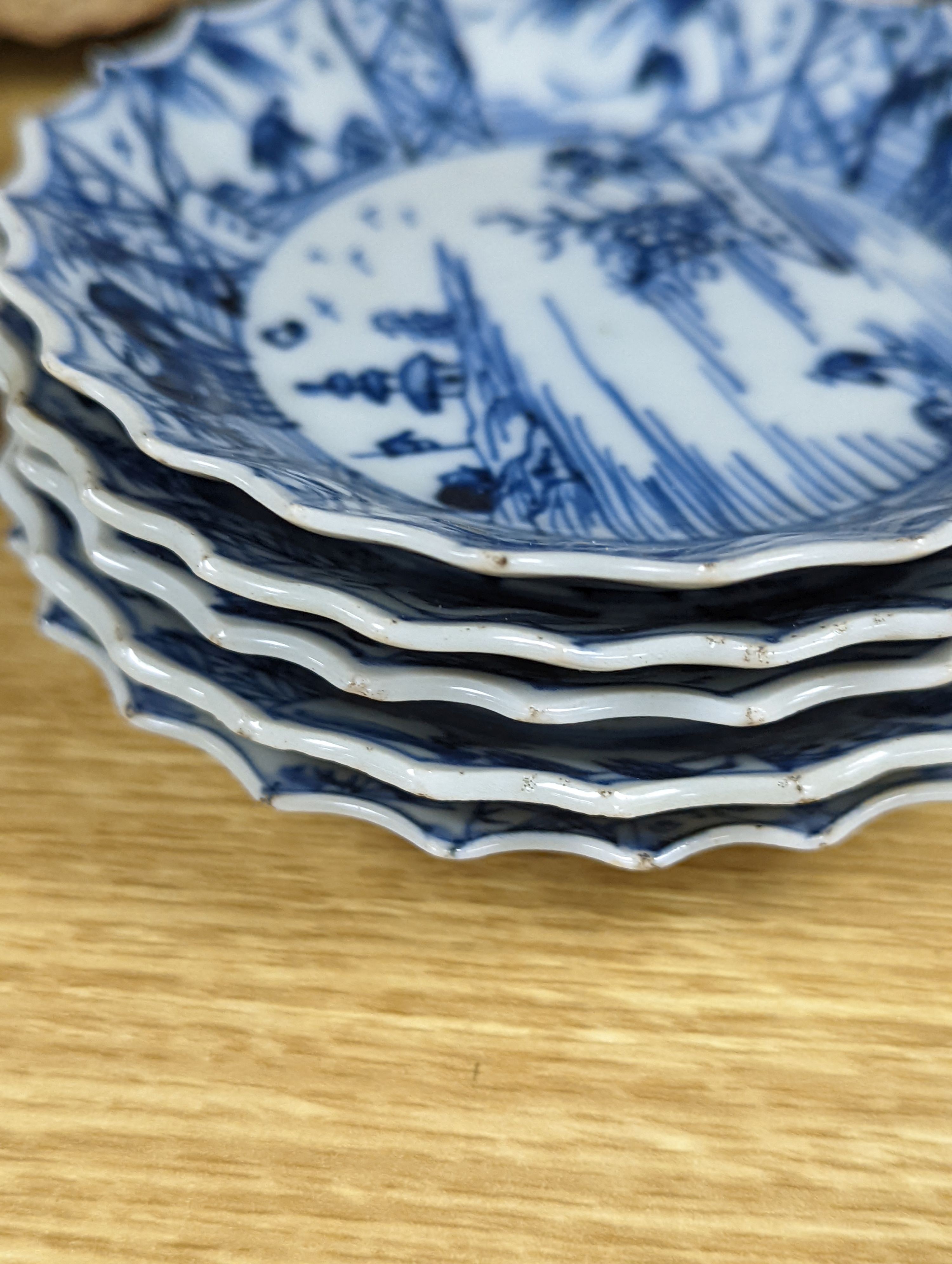 Chinese export cups and saucers - 11 items